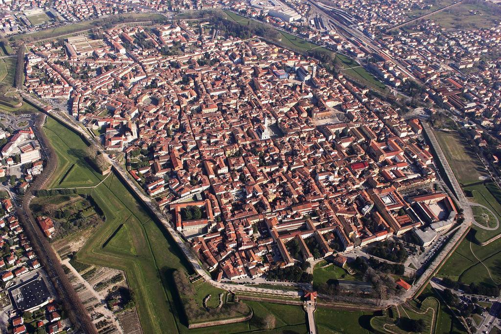 Dependance Civitali37 Lucca Eksteriør bilde